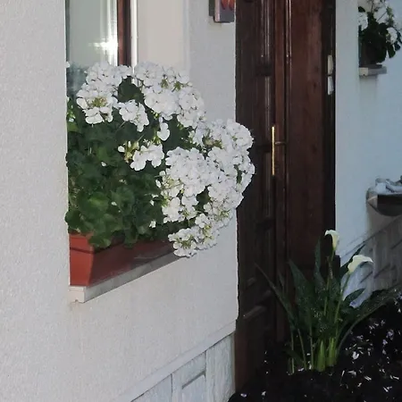 مزرعة للإقامة Tourist Farm Ljubica Poljane nad Škofjo Loko