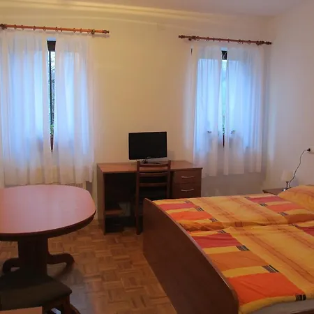 مزرعة للإقامة Tourist Farm Ljubica