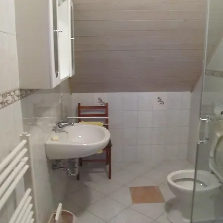 مزرعة للإقامة Tourist Farm Ljubica Poljane nad Škofjo Loko