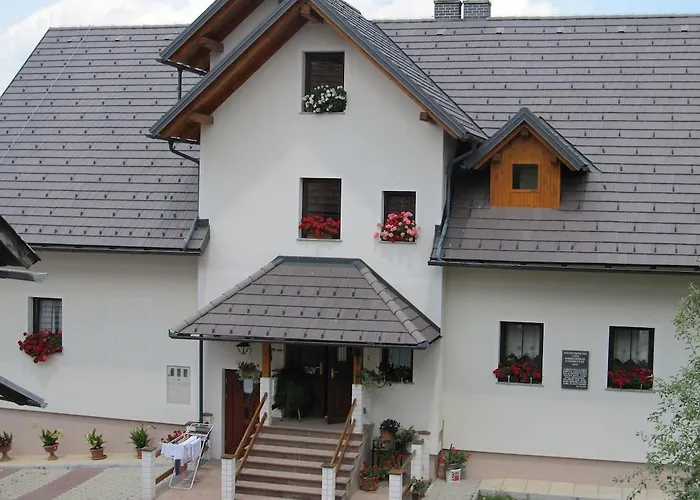 Smještaj na farmi Tourist Farm Ljubica Poljane nad Skofjo Loko